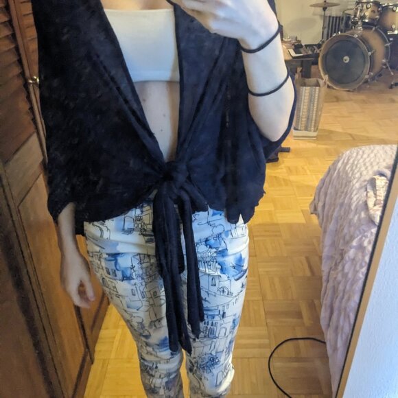 Navy Blue Shawl - Picture 3 of 4